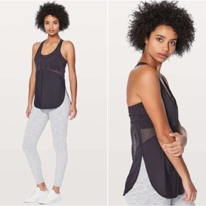 Lululemon athletica Top Twist Around Sz 6 Color Purple